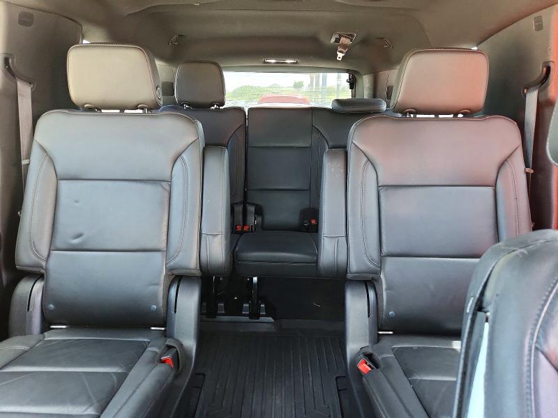 Photo 10 from auction – 2021 CHEVROLET SUBURBAN with VIN 1GNSCCKD2MR371560