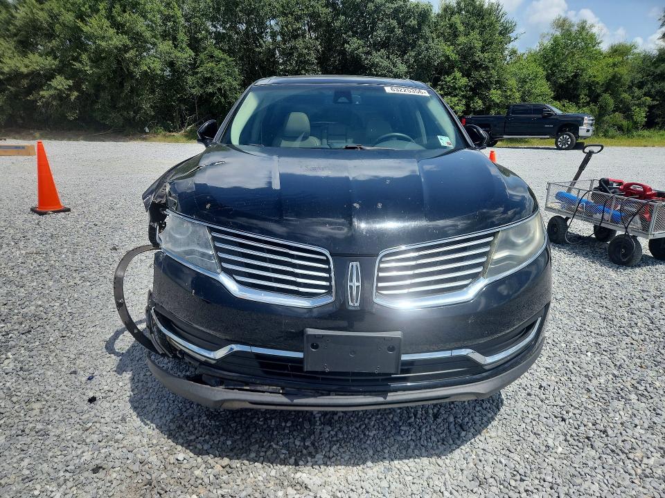 Photo 5 from auction – 2016 LINCOLN MKX with VIN 2LMTJ6LR3GBL84596