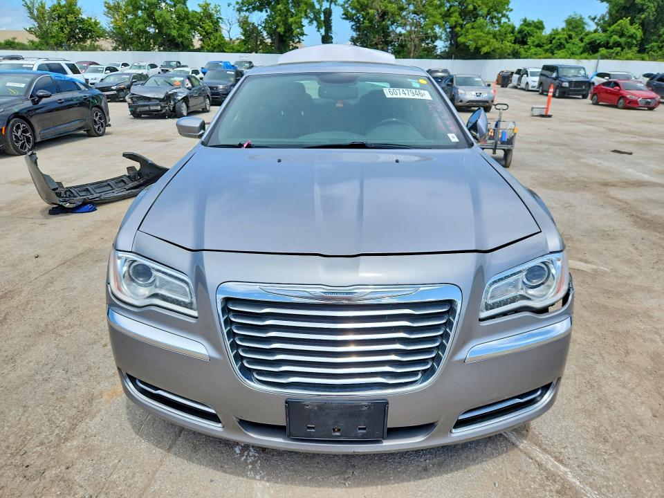 Photo 5 from auction – 2014 CHRYSLER 300 with VIN 2C3CCAAG6EH375923