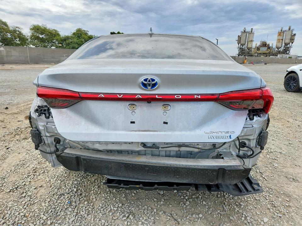 Photo 6 from auction – 2021 TOYOTA AVALON with VIN 4T1CA1AB0MU009260