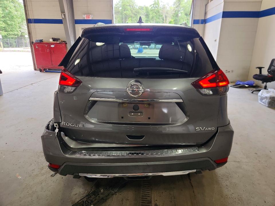 Photo 6 from auction – 2018 NISSAN ROGUE with VIN KNMAT2MV8JP582824