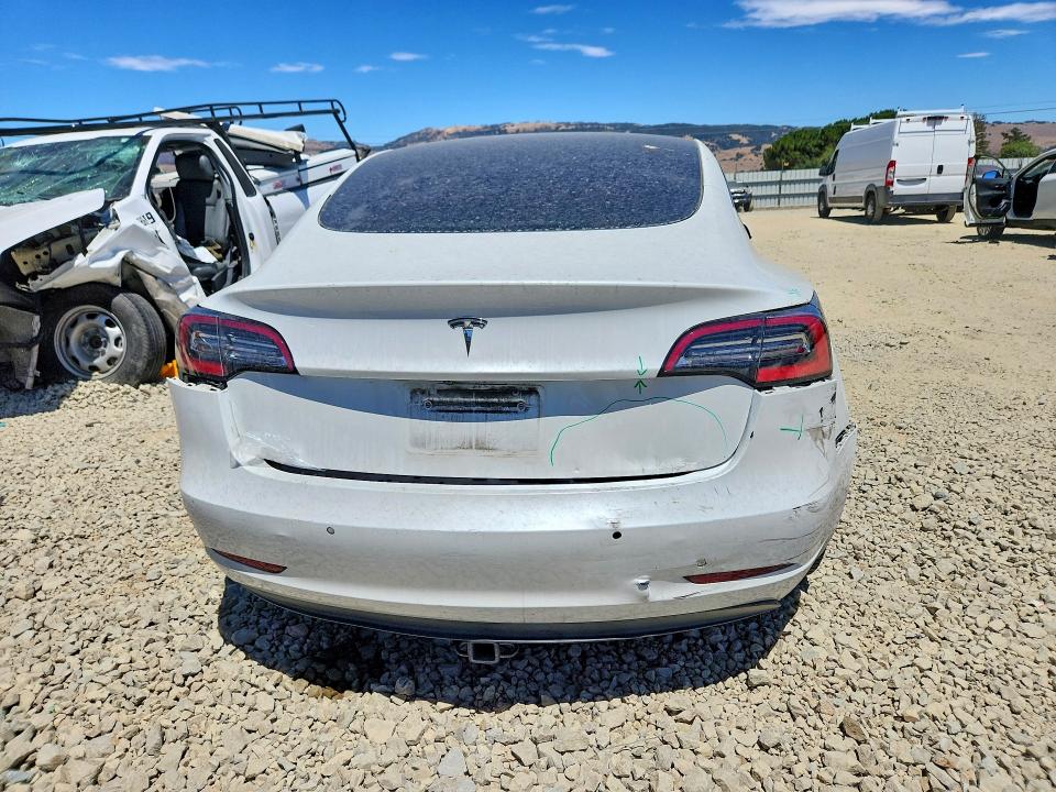 Photo 6 from auction – 2022 TESLA MODEL 3 with VIN 5YJ3E1EA3NF334361