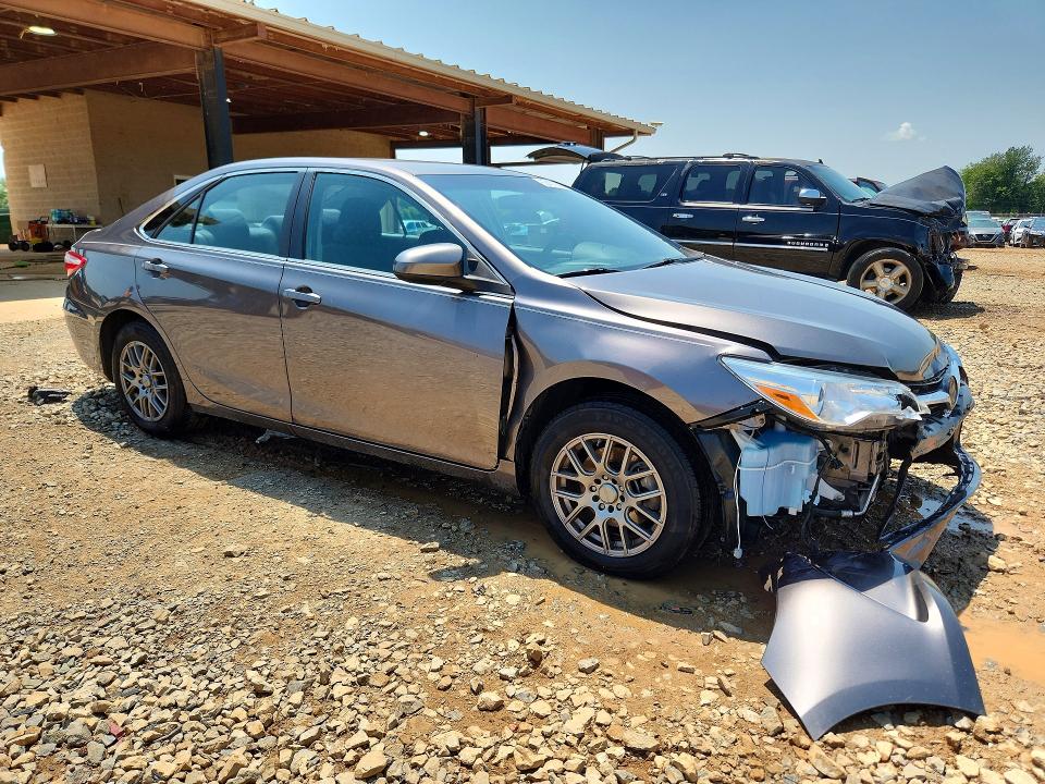 Photo 4 from auction – 2017 TOYOTA CAMRY with VIN 4T1BF1FK6HU350318