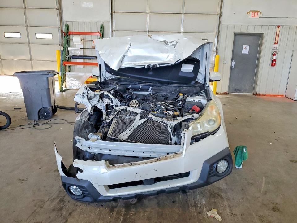 Photo 5 from auction – 2013 SUBARU OUTBACK with VIN 4S4BRCCC5D3283422