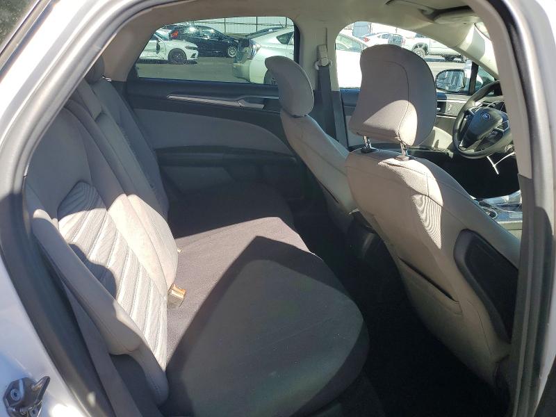 Photo 10 from auction – 2016 FORD FUSION with VIN 3FA6P0G79GR305506