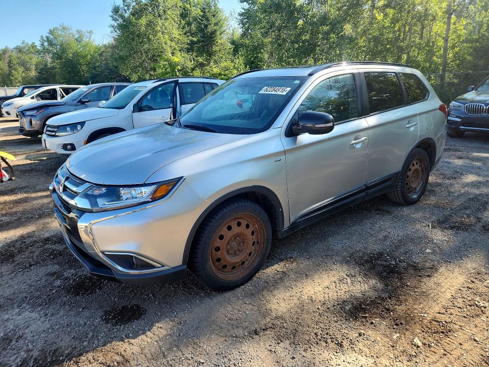 MITSUBISHI OUTLANDER 2018 with VIN JA4JZ3AX7JZ603865 - Photo from auction