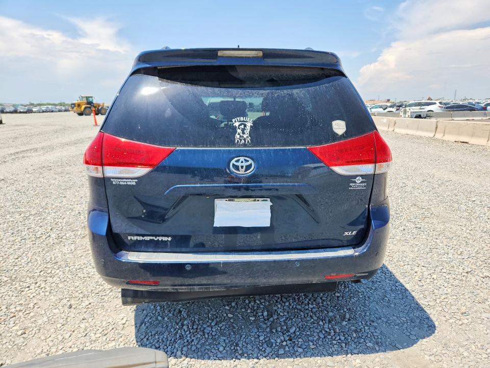 Photo 6 from auction – 2012 TOYOTA SIENNA with VIN 5TDYK3DC6CS240187