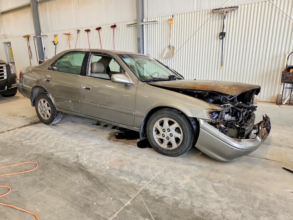 Photo 4 from auction – 2000 TOYOTA CAMRY with VIN JT2BG22K3Y0404896