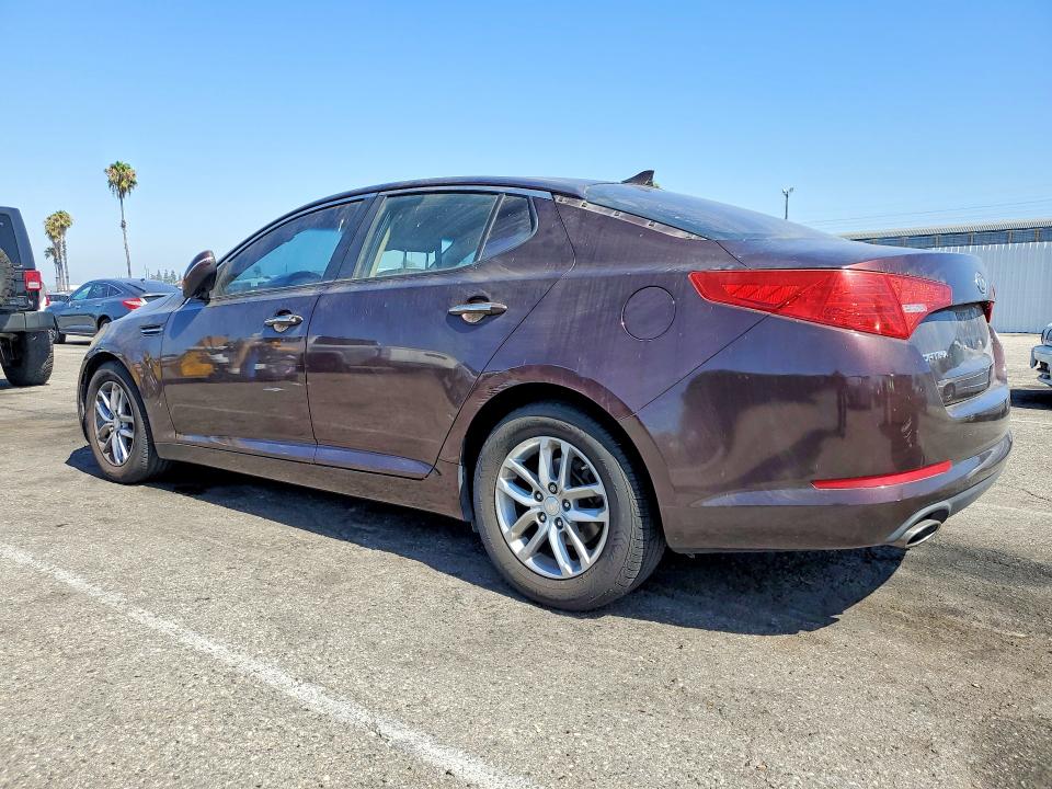 Photo 2 from auction – 2012 KIA OPTIMA with VIN 5XXGM4A70CG086533