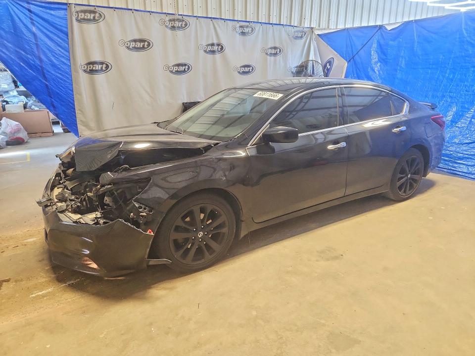 NISSAN ALTIMA 2018 with VIN 1N4AL3AP8JC184165 - Photo from auction