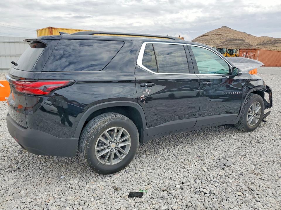 Photo 3 from auction – 2023 CHEVROLET TRAVERSE with VIN 1GNEVGKW5PJ264232