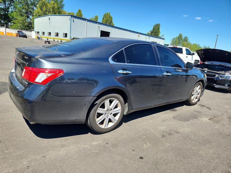 Photo 3 from auction – 2007 LEXUS ES with VIN JTHBJ46G472139403