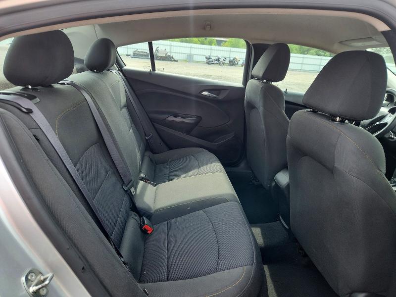 Photo 10 from auction – 2017 CHEVROLET CRUZE with VIN 1G1BC5SM9H7268926