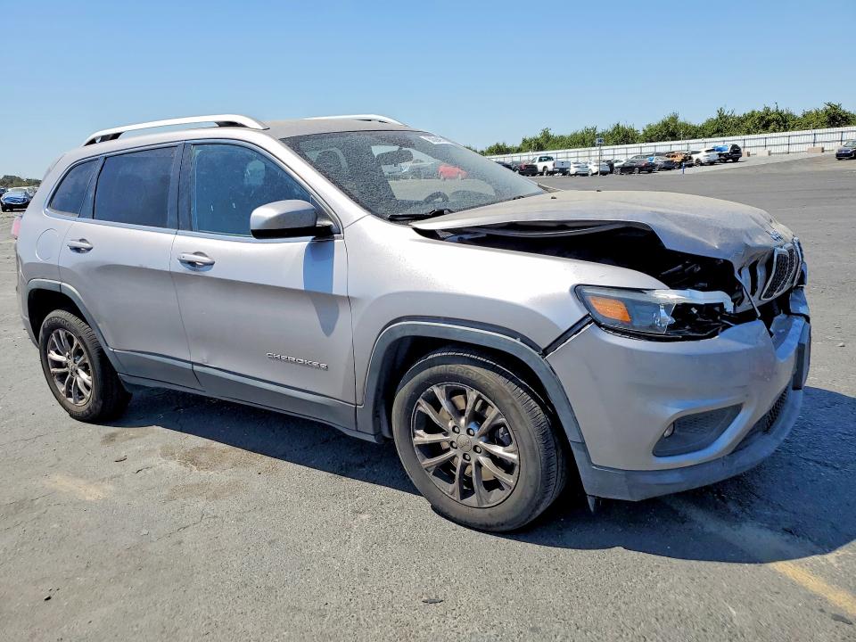 Photo 4 from auction – 2019 JEEP CHEROKEE with VIN 1C4PJLLB9KD187017