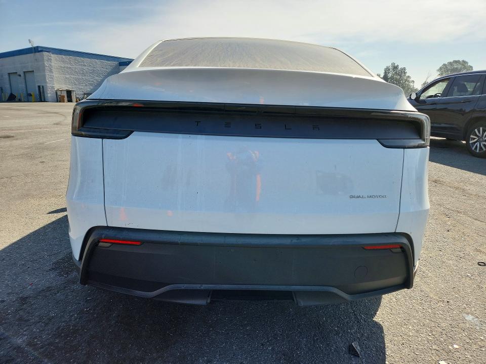Photo 6 from auction – 2026 TESLA MODEL Y with VIN 7SAYGDEE8TF391191