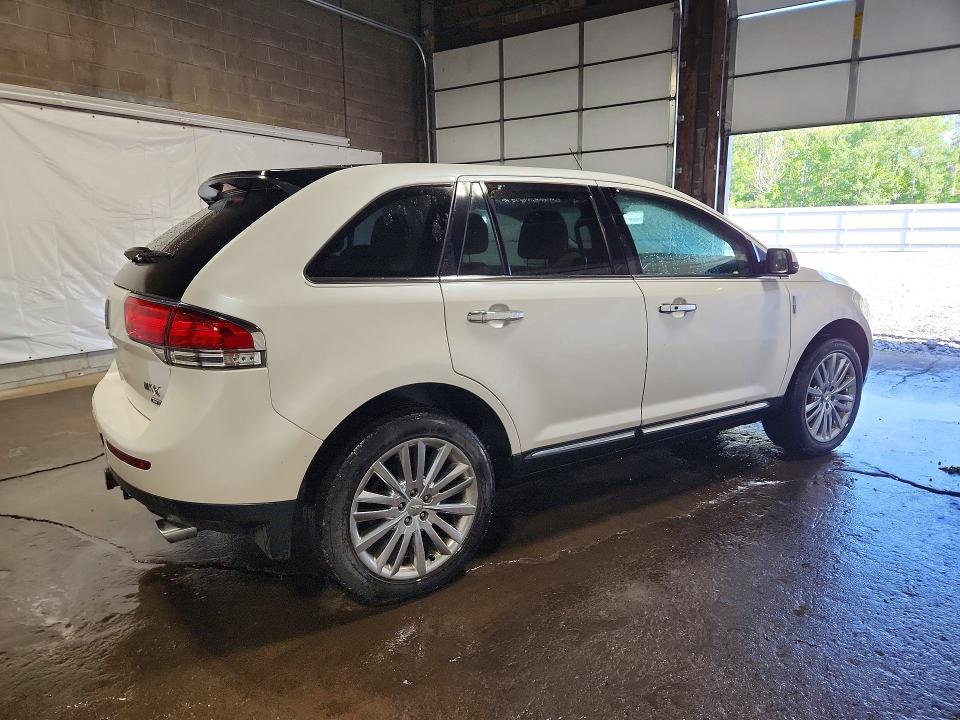 Photo 3 from auction – 2014 LINCOLN MKX with VIN 2LMDJ8JK1EBL07051