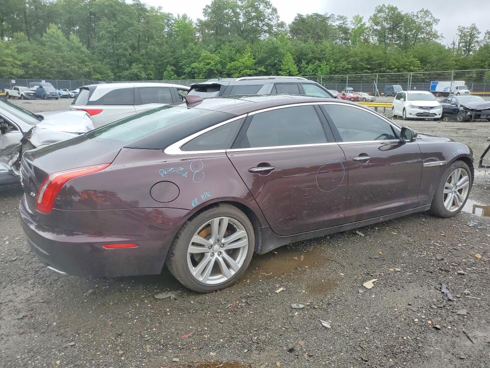 Photo 3 from auction – 2017 JAGUAR XJL with VIN SAJWA2G76H8W08416