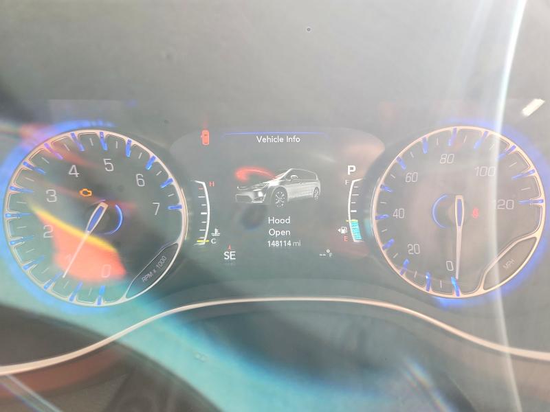 Photo 9 from auction – 2017 CHRYSLER PACIFICA with VIN 2C4RC1EGXHR514546