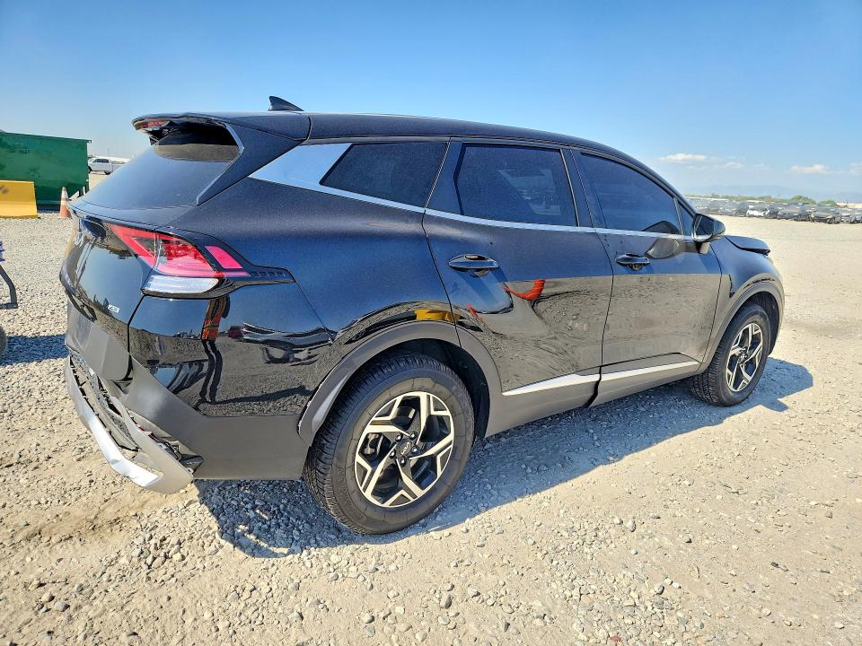 Zdjęcie 3 z aukcji – 2024 KIA SPORTAGE z VIN KNDPUCDF0R7296287