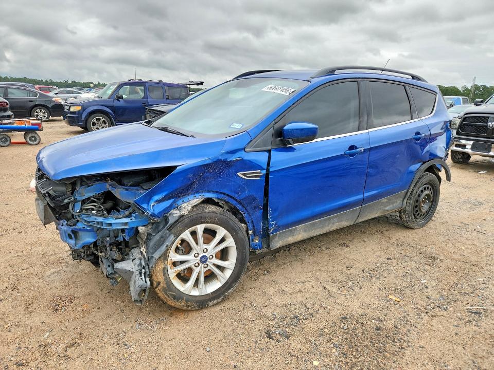 FORD ESCAPE 2018 مع رقم تعريف المركبة 1FMCU0HD1JUD02833 - صورة من المزاد