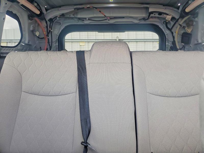 Photo 10 from auction – 2022 TOYOTA COROLLA CROSS with VIN 7MUBAABG4NV005573