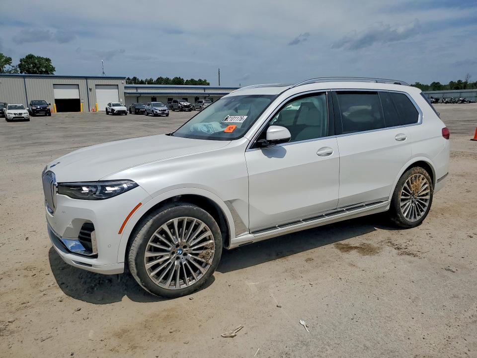 BMW X7 2022 مع رقم تعريف المركبة 5UXCW2C07N9L78868 - صورة من المزاد