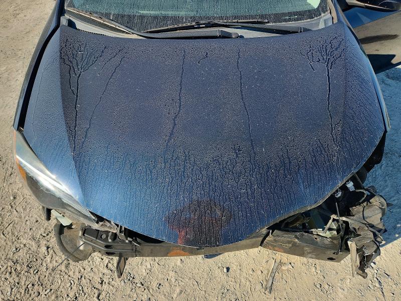 Photo 11 from auction – 2018 TOYOTA COROLLA with VIN 5YFBURHE9JP846779