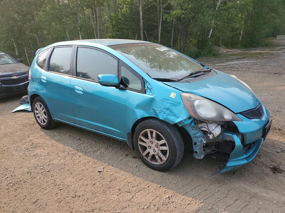 Photo 4 from auction – 2013 HONDA FIT with VIN LUCGE8H55D3010876