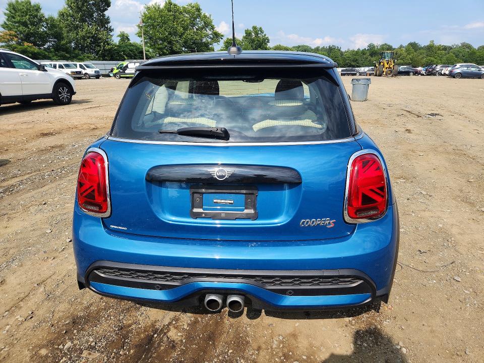 Photo 6 from auction – 2023 MINI COOPER with VIN WMW53DH00P2T76928