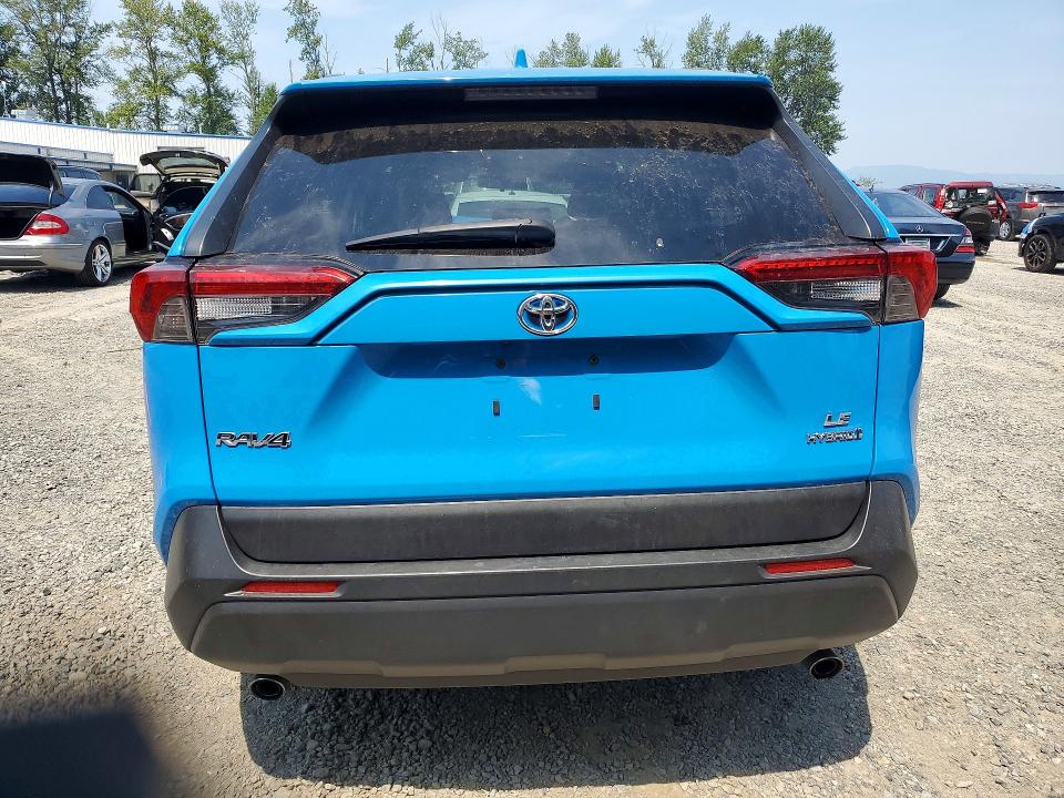 Photo 6 from auction – 2019 TOYOTA RAV4 with VIN JTMMWRFV4KD011568