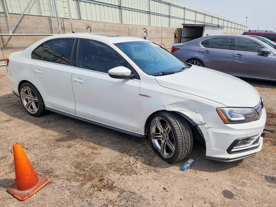 Photo 4 from auction – 2016 VOLKSWAGEN JETTA with VIN 3VW4S7AJ9GM383758