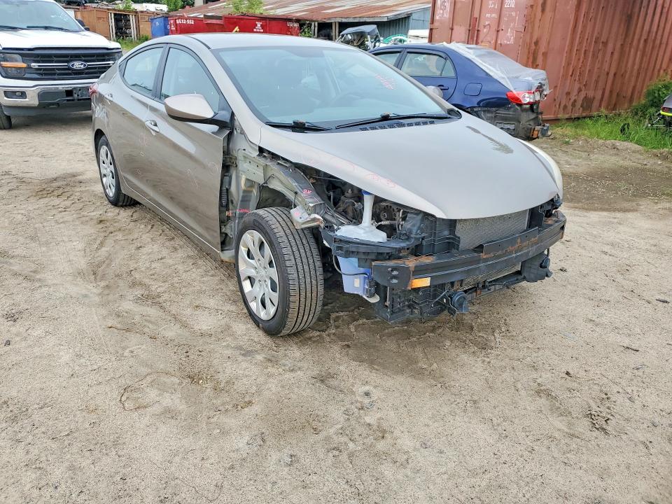 Photo 4 from auction – 2016 HYUNDAI ELANTRA with VIN 5NPDH4AE5GH795748