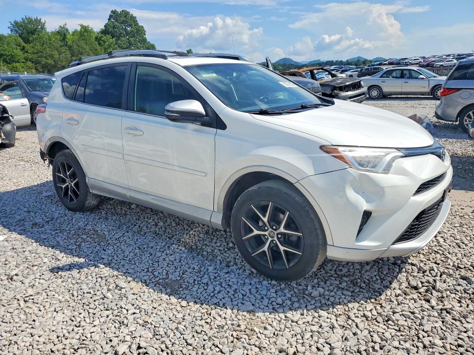 Photo 4 from auction – 2016 TOYOTA RAV4 with VIN JTMJFREV8GJ077814