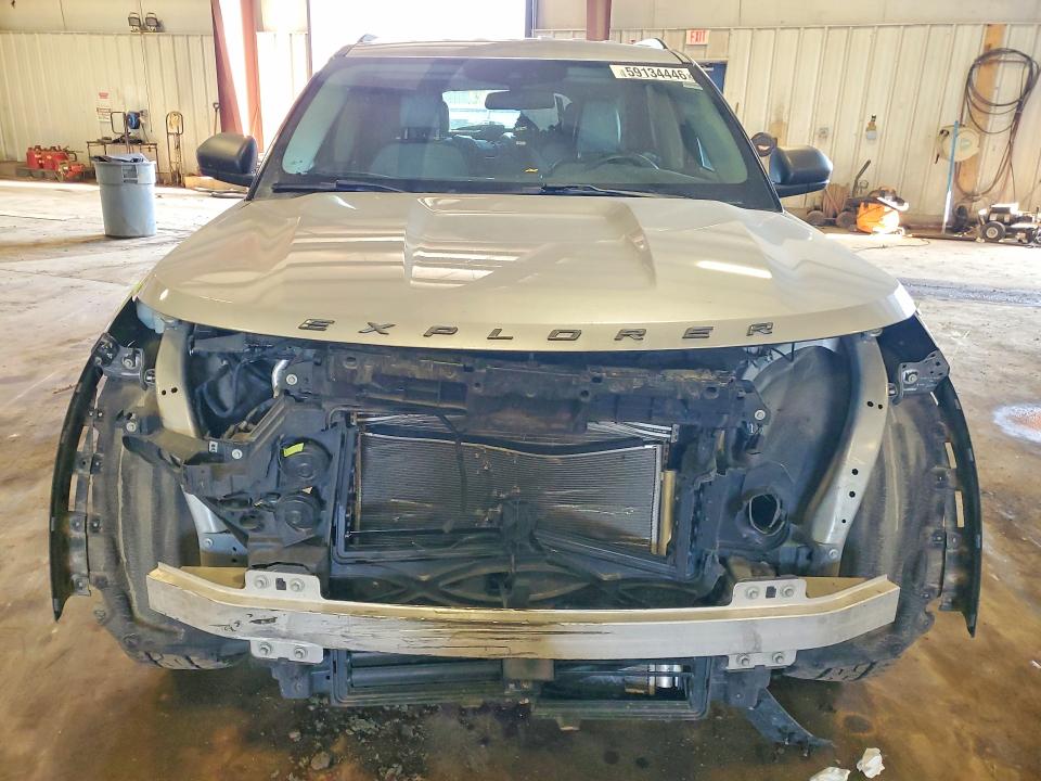 Photo 5 from auction – 2021 FORD EXPLORER with VIN 1FMSK8DH0MGC10625