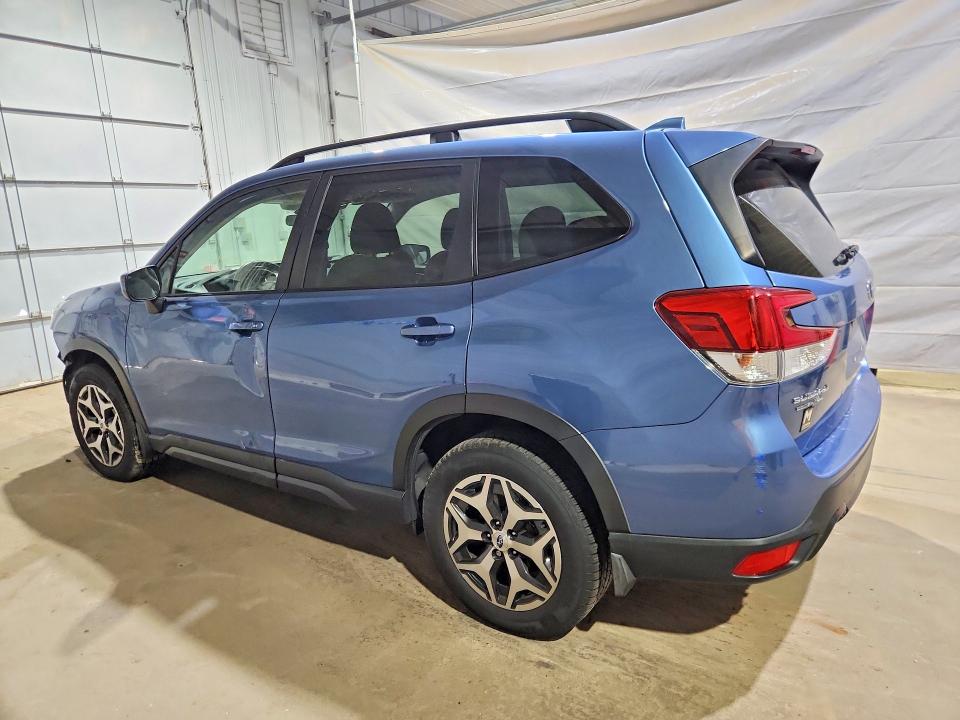 Photo 2 from auction – 2019 SUBARU FORESTER with VIN JF2SKAGCXKH423621