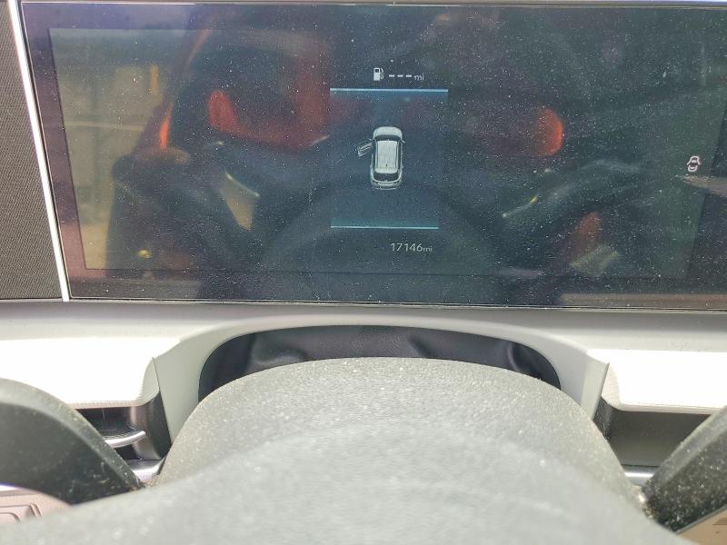Photo 9 from auction – 2025 HYUNDAI TUCSON with VIN KM8JBDD10SU258700