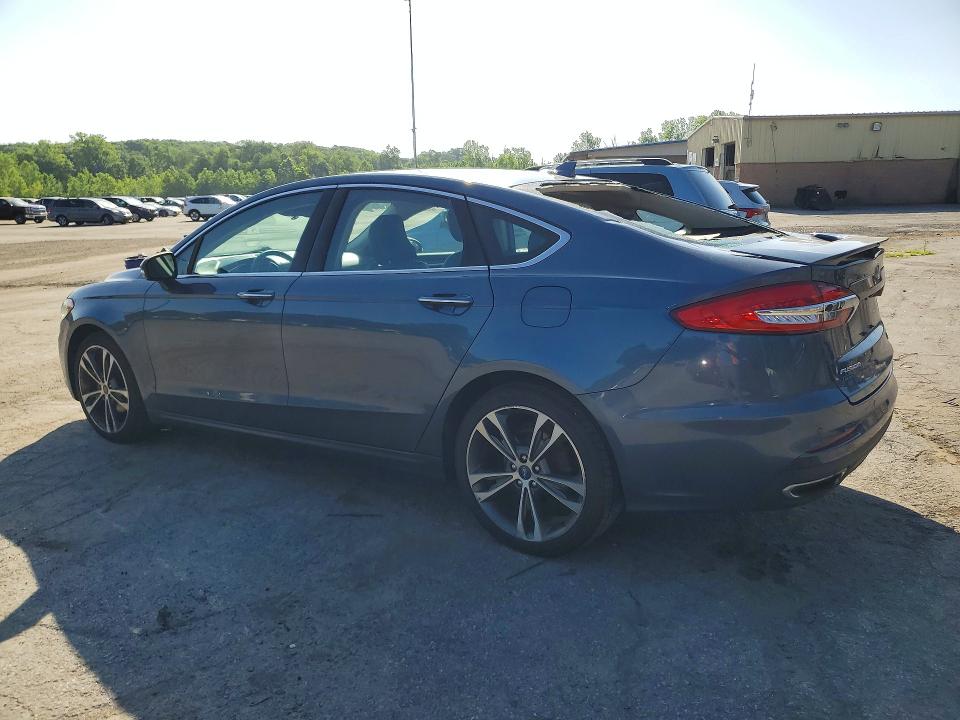Photo 2 from auction – 2019 FORD FUSION with VIN 3FA6P0D98KR123875