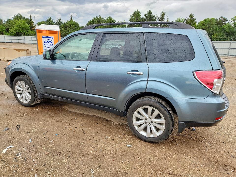 Photo 2 from auction – 2011 SUBARU FORESTER with VIN JF2SHBEC1BH765837