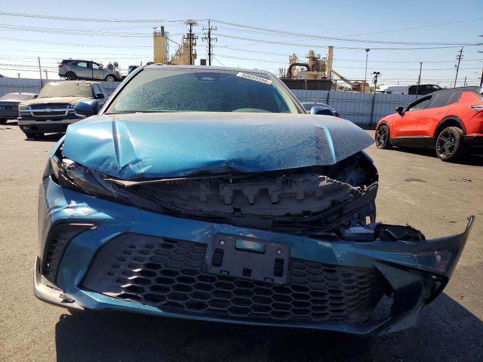 Photo 5 from auction – 2025 TOYOTA CAMRY with VIN 4T1DAACK3SU519293