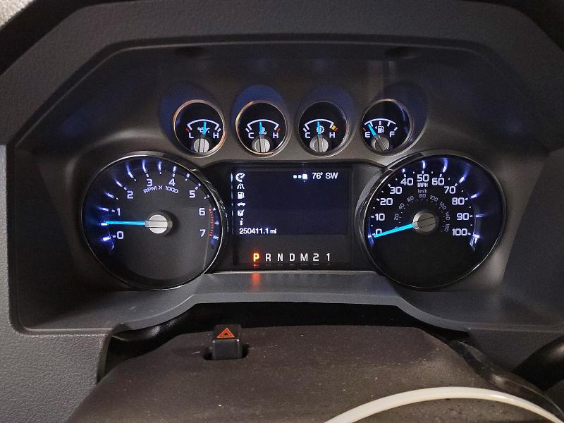 صورة رقم 9 من المزاد - 2015 FORD F250 مع VIN 1FT7W2B67FEB78493