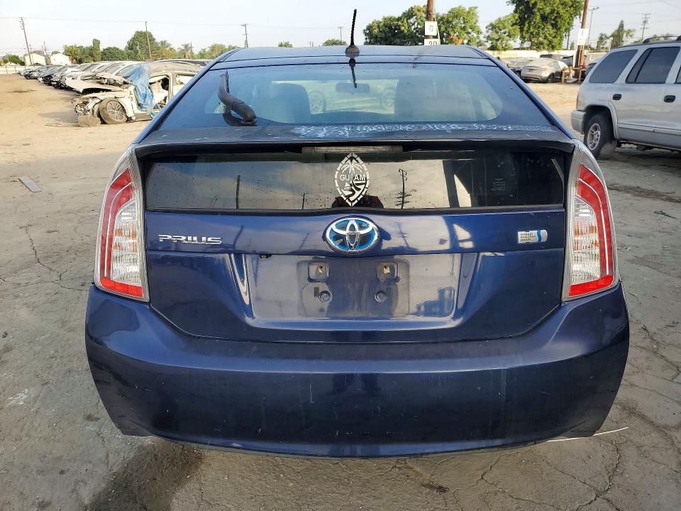 Photo 6 from auction – 2013 TOYOTA PRIUS with VIN JTDKN3DU8D0346117