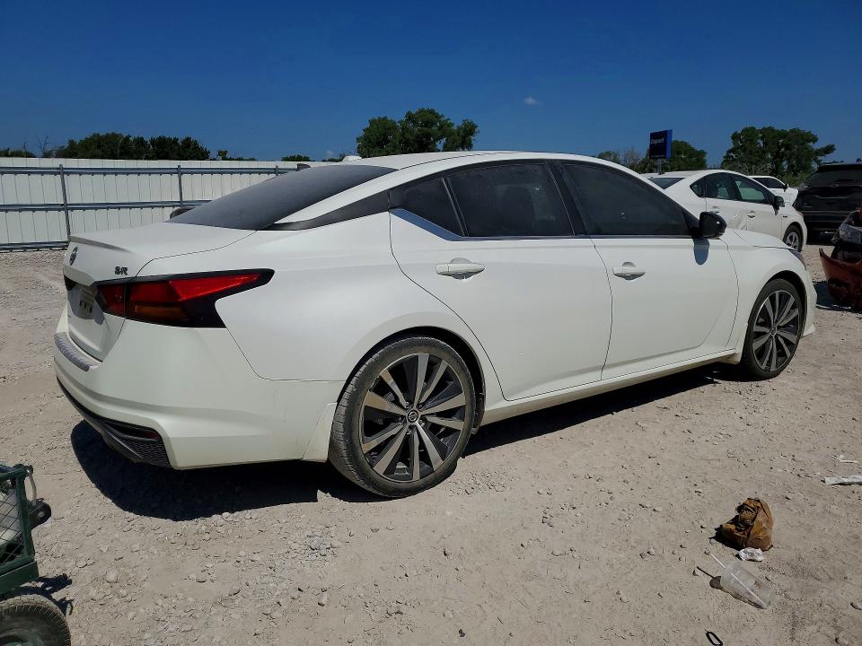 Photo 3 from auction – 2019 NISSAN ALTIMA with VIN 1N4BL4CV2KN315781