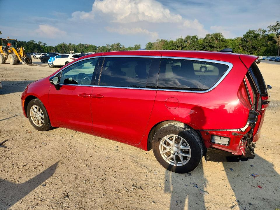 Photo 2 from auction – 2026 CHRYSLER PACIFICA with VIN 2C4RC1BG6TR217271