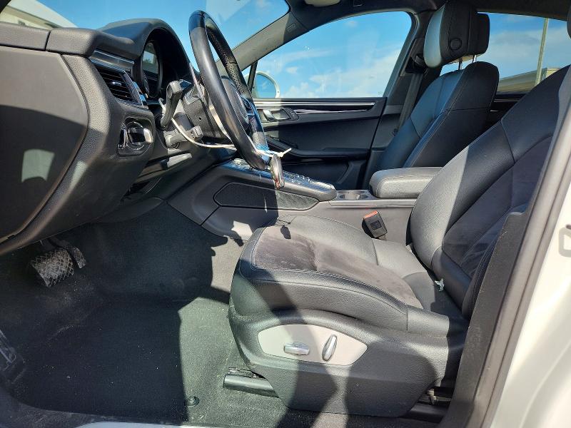 Photo 7 from auction – 2018 PORSCHE MACAN with VIN WP1AB2A57JLB30800