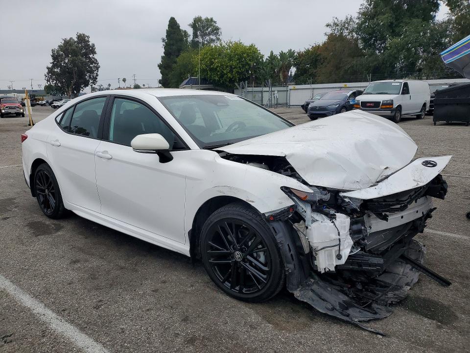 Photo 4 from auction – 2025 TOYOTA CAMRY with VIN 4T1DAACK2SU049550