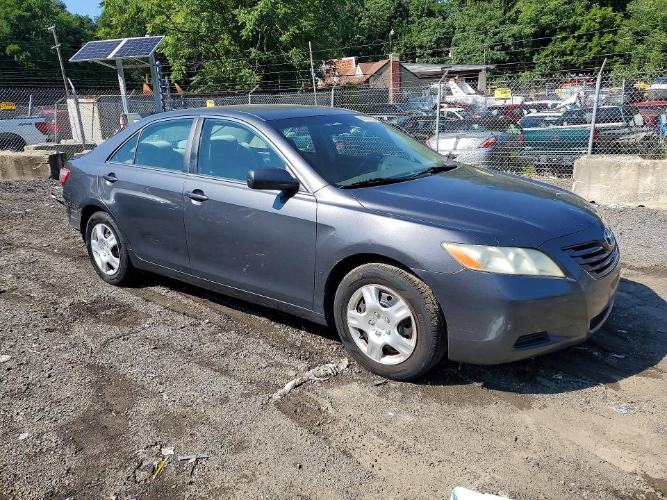 Photo 4 from auction – 2009 TOYOTA CAMRY with VIN 4T1BE46K99U909883