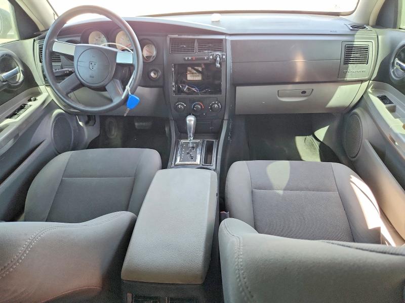 Photo 8 from auction – 2006 DODGE MAGNUM with VIN 2D4FV47T56H417043