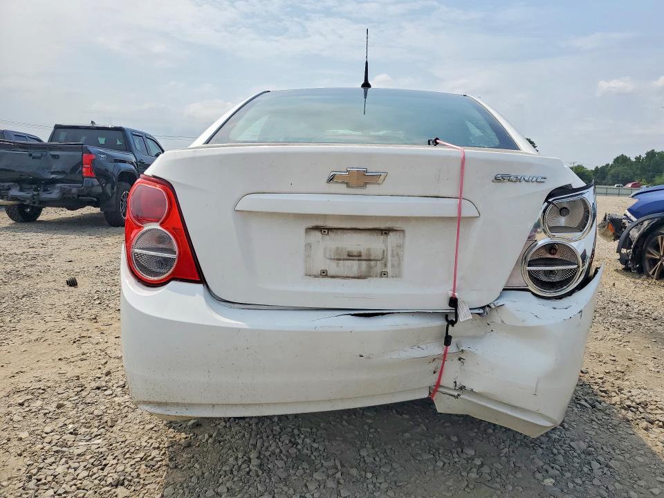 Zdjęcie 6 z aukcji – 2014 CHEVROLET SONIC z VIN 1G1JA5SH8E4193623