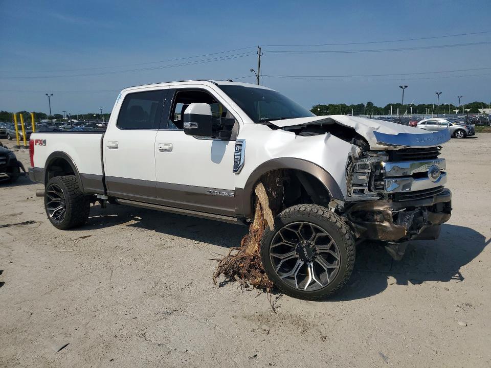 Photo 4 from auction – 2017 FORD F250 with VIN 1FT7W2BT0HEC13786