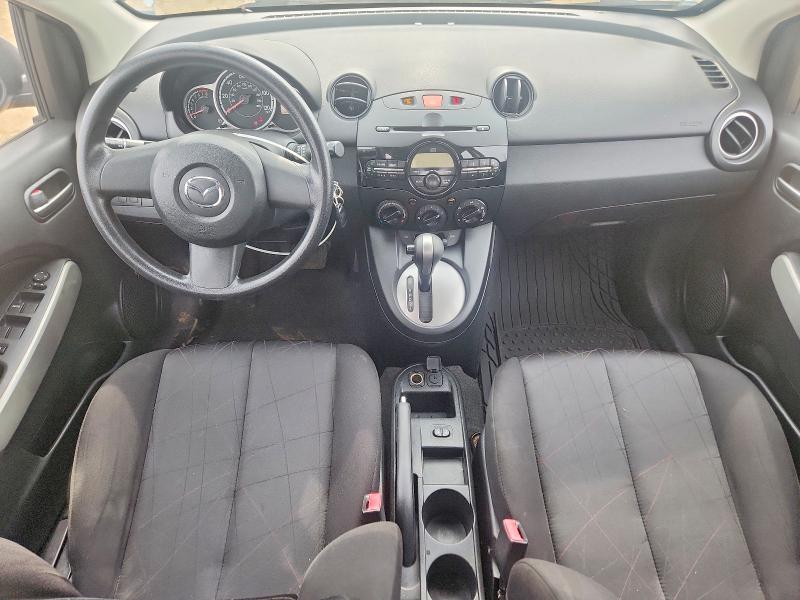 Photo 8 from auction – 2012 MAZDA MAZDA2 with VIN JM1DE1KY8C0142595
